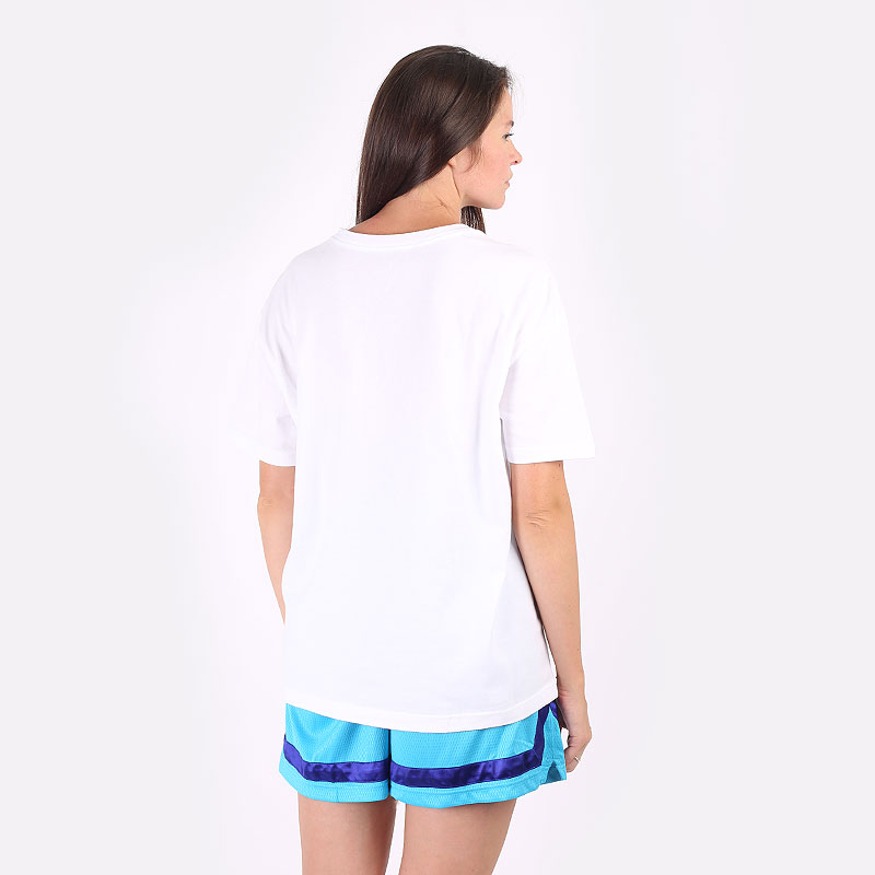 женская белая футболка Nike x Space Jam: A New Legacy Women's Basketball T-Shirt DH3837-100 - цена, описание, фото 4